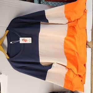 NWT Vislily Plus sz Collection Women's sz 26W Super soft Sweatshirt